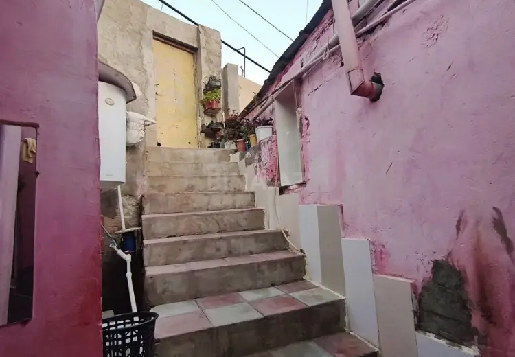4 otaqlı mənzil Satılır, Bayıl qəs., Səbail, Bakı
