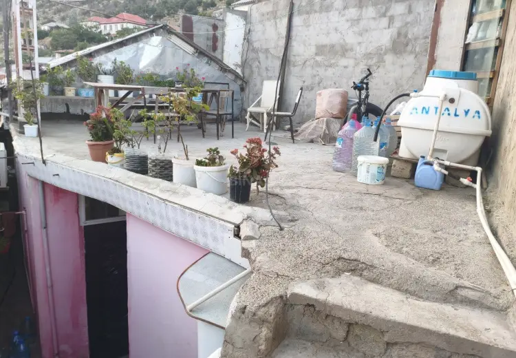 4 otaqlı mənzil Satılır, Bayıl qəs., Səbail, Bakı