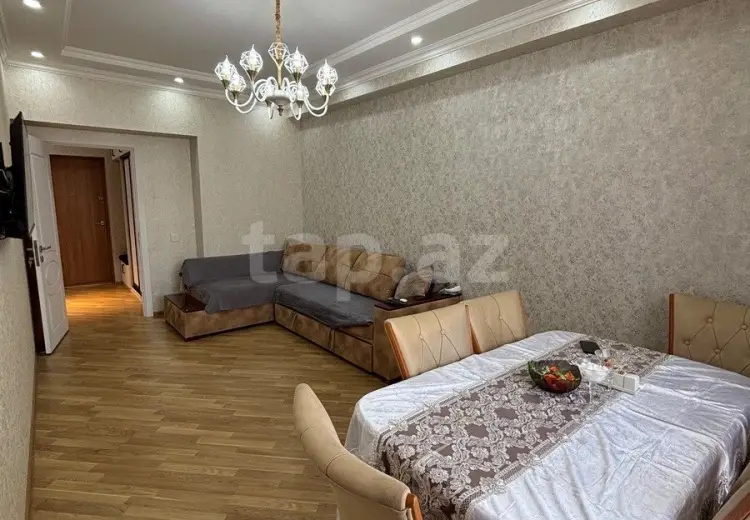 3 otaqlı mənzil , Bakı