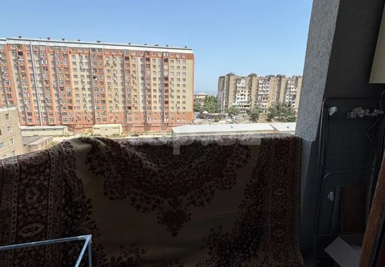 3 otaqlı mənzil , Bakı