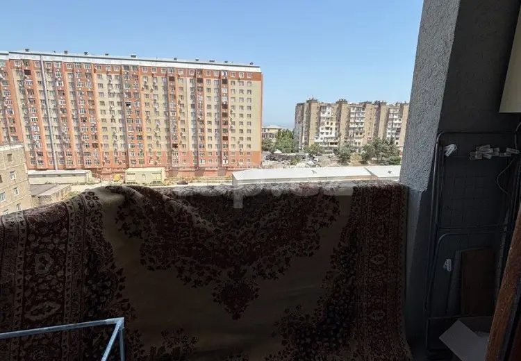 3 otaqlı mənzil , Bakı