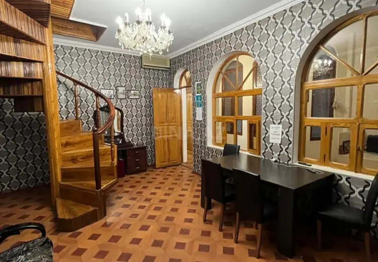 250 m² Obyekt / Ofis Satılır, Yasamal, Bakı