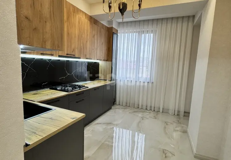 3 otaqlı mənzil , Bakı