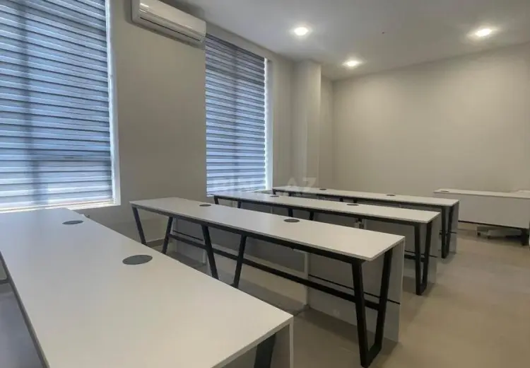 200 m² Obyekt / Ofis Satılır, Səbail, Bakı