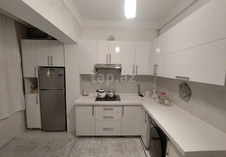 3 otaqlı mənzil , Bakı