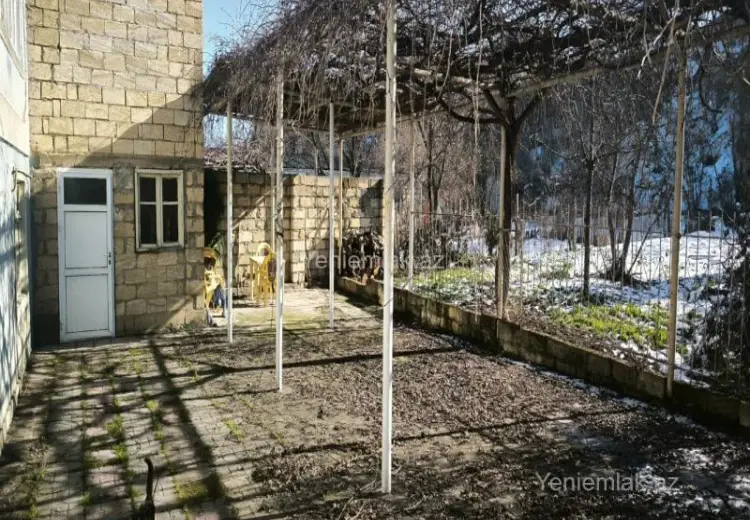 6 otaqlı mənzil Satılır, Quba
