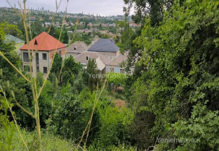 6 otaqlı mənzil Satılır, Quba