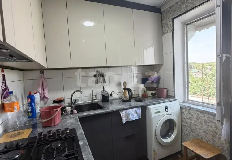3 otaqlı mənzil , Mingəçevir