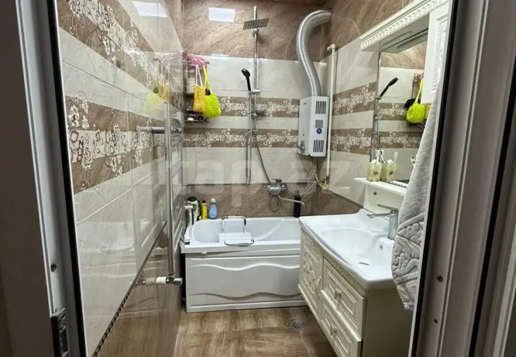 3 otaqlı mənzil , 6-cı mikrorayon, Binəqədi, Bakı
