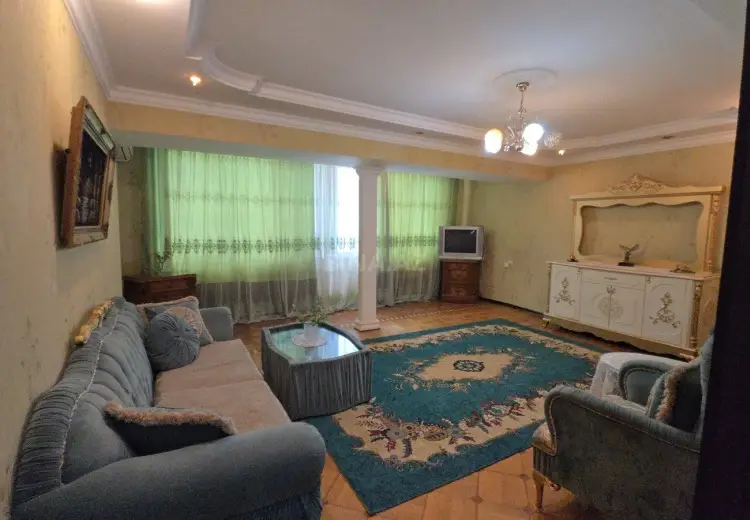 3 otaqlı mənzil Kirayə (aylıq), Sahil qəs., Səbail, Bakı