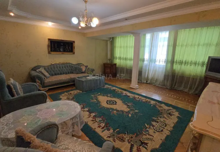 3 otaqlı mənzil Kirayə (aylıq), Sahil qəs., Səbail, Bakı