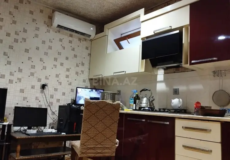 184 m² Obyekt / Ofis Satılır, Ağdaş