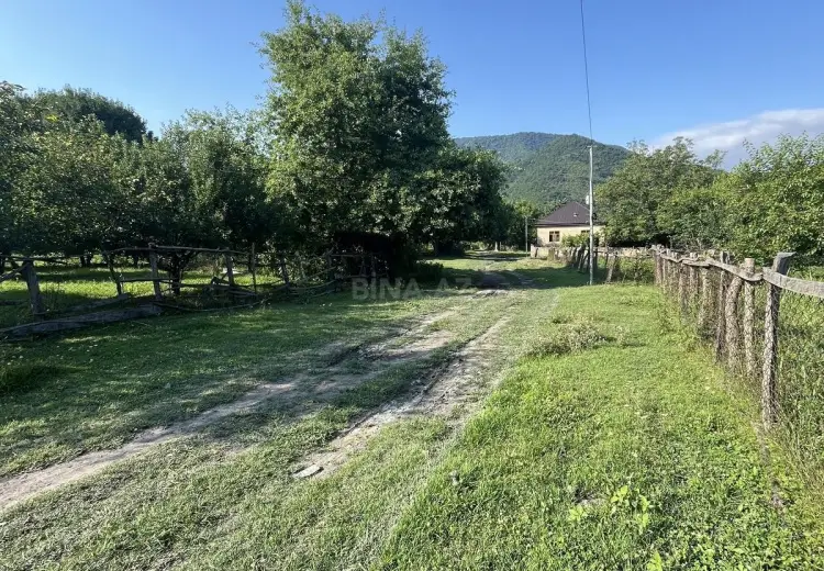 12 sot Torpaq Satılır, Qax
