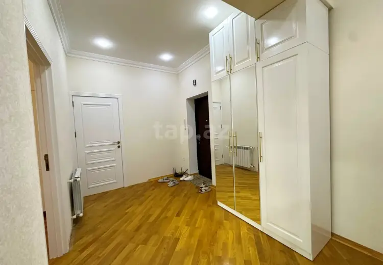 3 otaqlı mənzil , Bakı