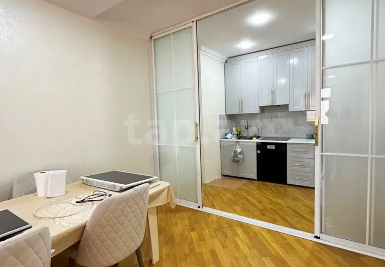 3 otaqlı mənzil , Bakı