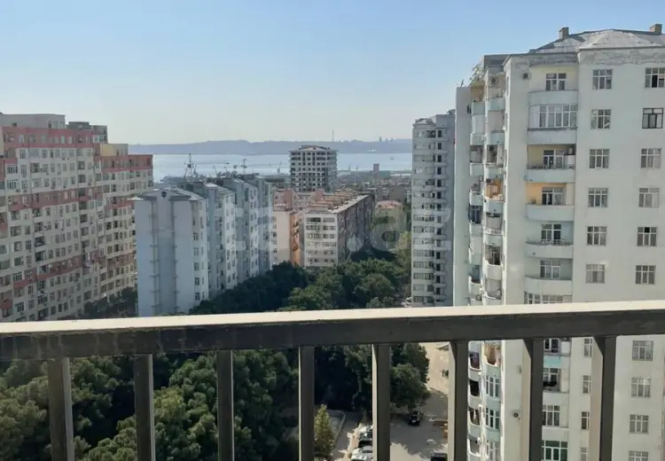 3 otaqlı mənzil , Bakı