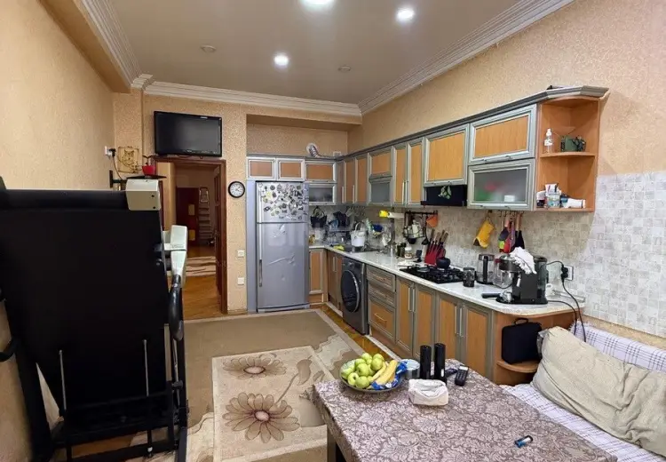 4 otaqlı mənzil Satılır, Nəsimi, Bakı