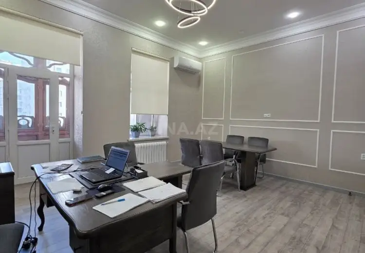 100 m² Obyekt / Ofis Satılır, Səbail, Bakı