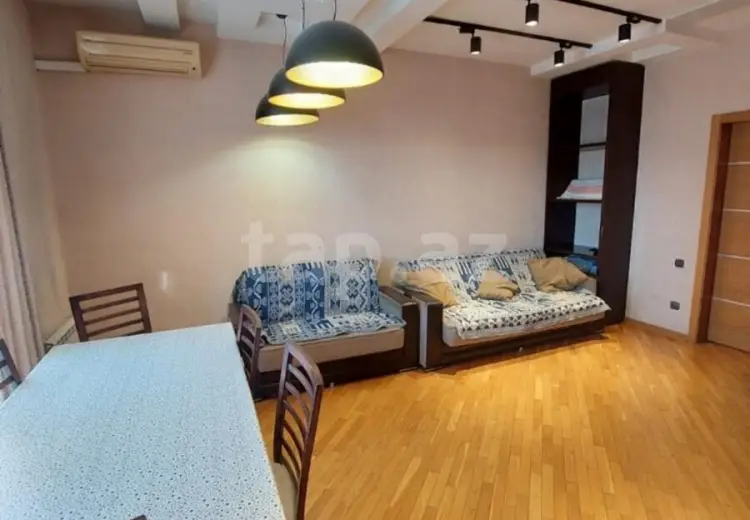 3 otaqlı mənzil , Bakı