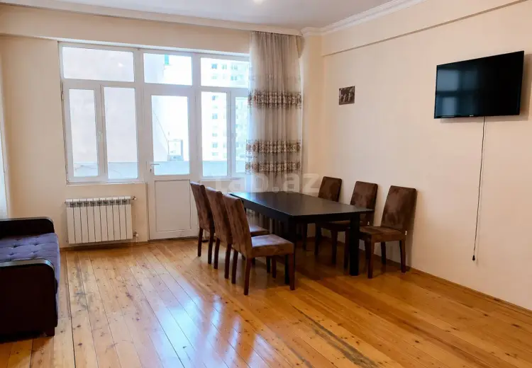 3 otaqlı mənzil , Bakı