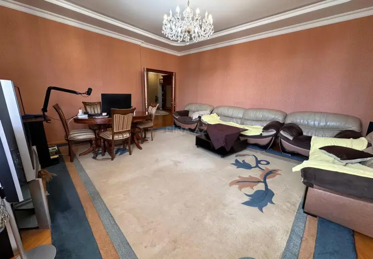 4 otaqlı mənzil Satılır, Nəsimi, Bakı