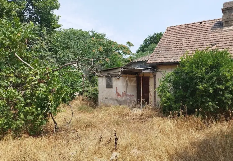 5 sot Torpaq Satılır, Xətai, Bakı