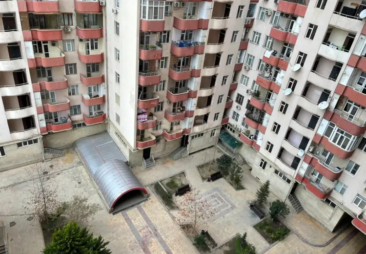 3 otaqlı mənzil , Bakı