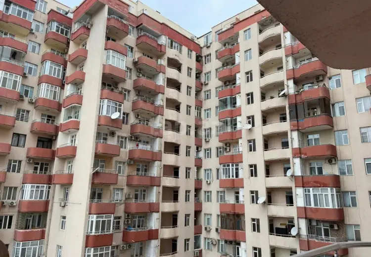 3 otaqlı mənzil , Bakı