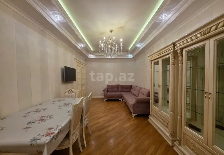 3 otaqlı mənzil , Bakı