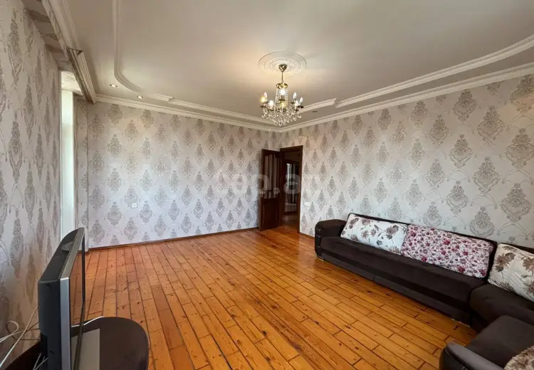 3 otaqlı mənzil , Bakı