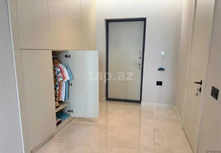 3 otaqlı mənzil , Bakı
