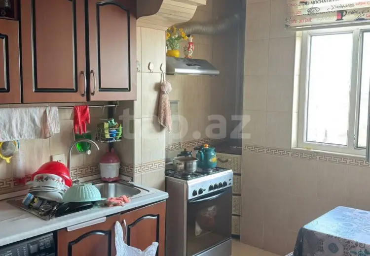 3 otaqlı mənzil , Bakı