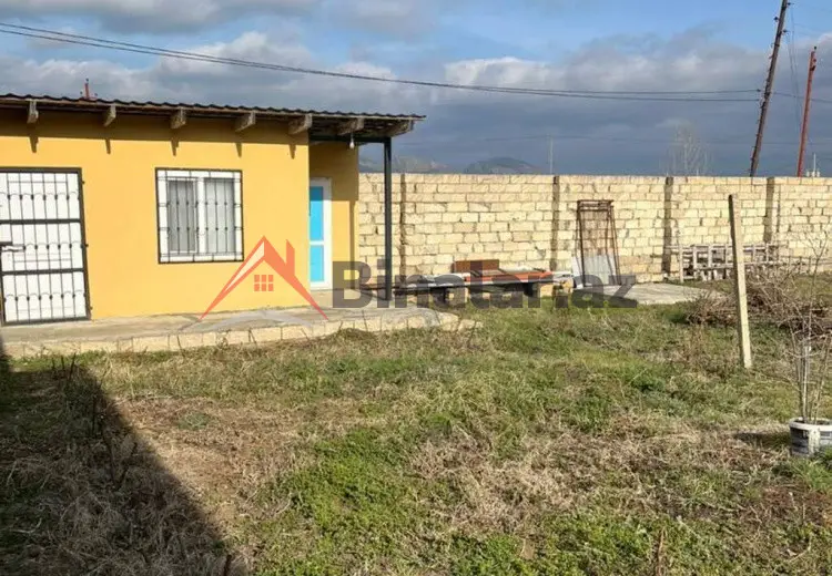 7 otaqlı mənzil Satılır, Şamaxı