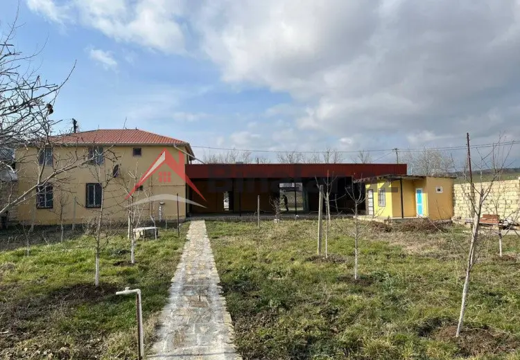 7 otaqlı mənzil Satılır, Şamaxı