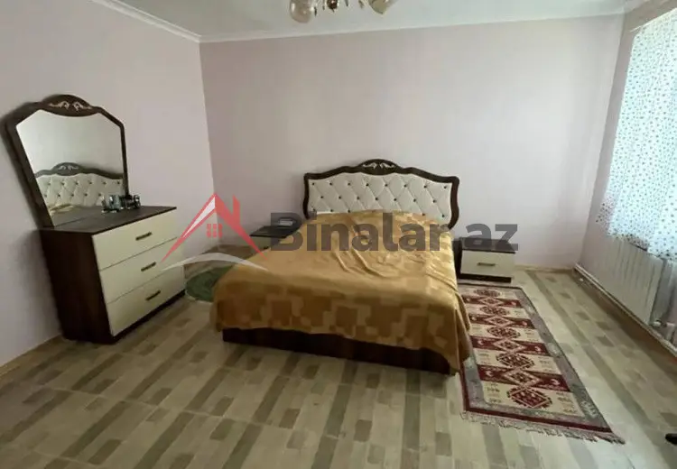7 otaqlı mənzil Satılır, Şamaxı