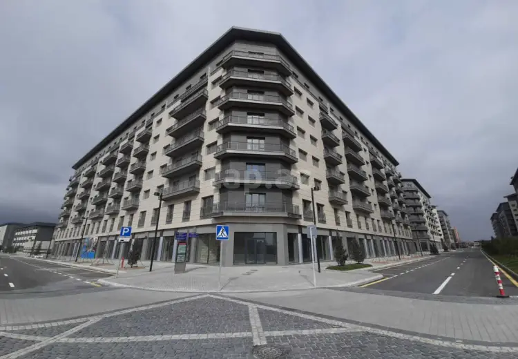 3 otaqlı mənzil , Bakı