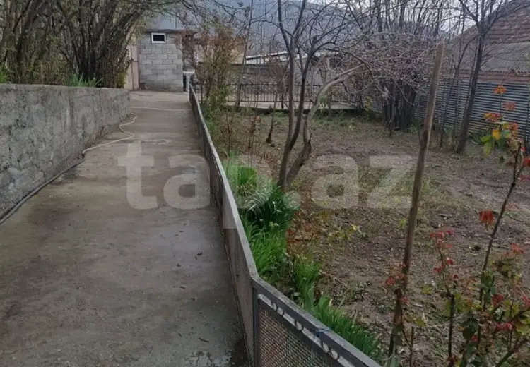 3 otaqlı mənzil , Şəki