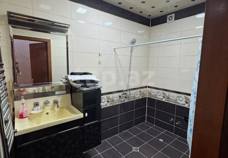 3 otaqlı mənzil , Bakı