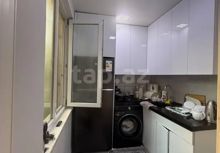 3 otaqlı mənzil , Bakı
