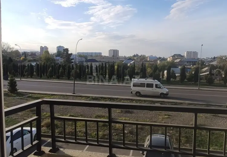 3 otaqlı mənzil Satılır, Gəncə