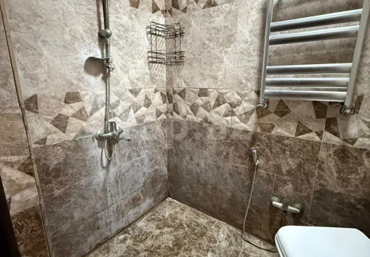 3 otaqlı mənzil , Bakı