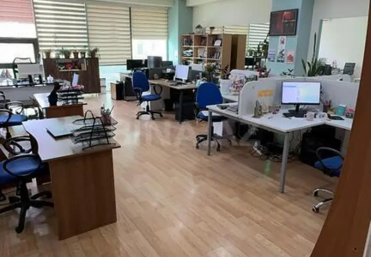 1000 m² Obyekt / Ofis Kirayə (aylıq), Nəsimi, Bakı
