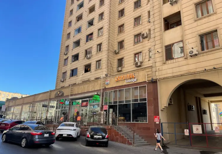 200 m² Obyekt / Ofis Satılır, Xətai, Bakı