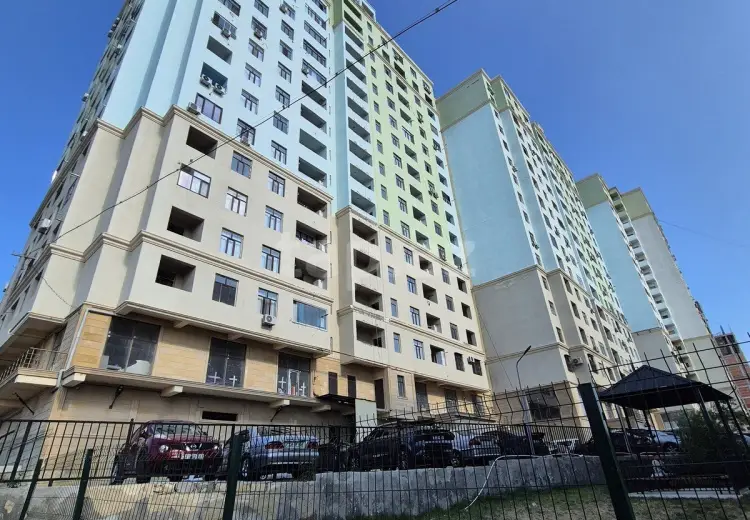 3 otaqlı mənzil , Bakı