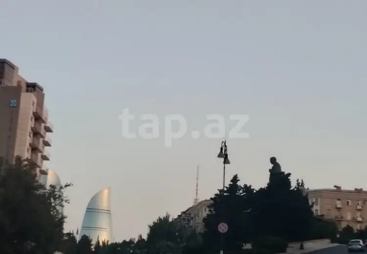 3 otaqlı mənzil , Bakı