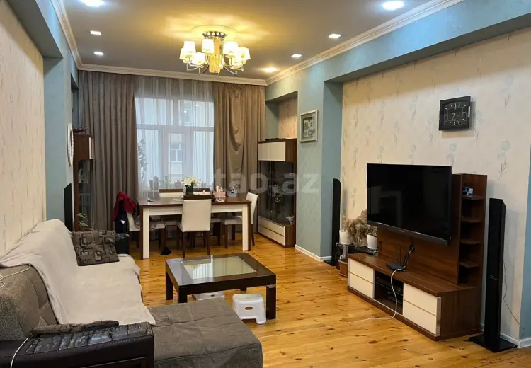 3 otaqlı mənzil , Bakı