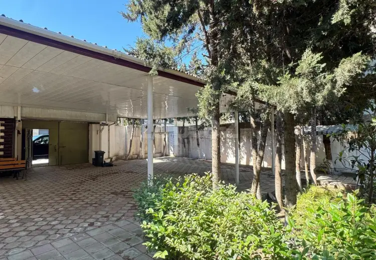 7 otaqlı mənzil , Bakı
