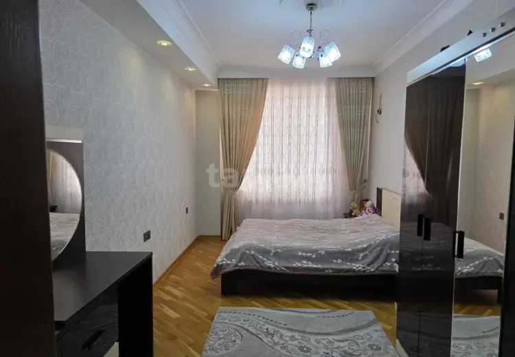 3 otaqlı mənzil , Bakı