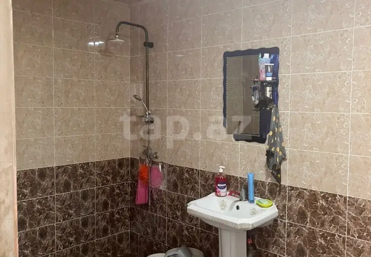 8 otaqlı mənzil , Sumqayıt