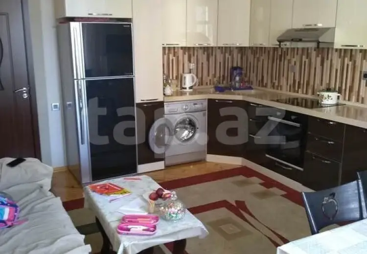 3 otaqlı mənzil , Bakı